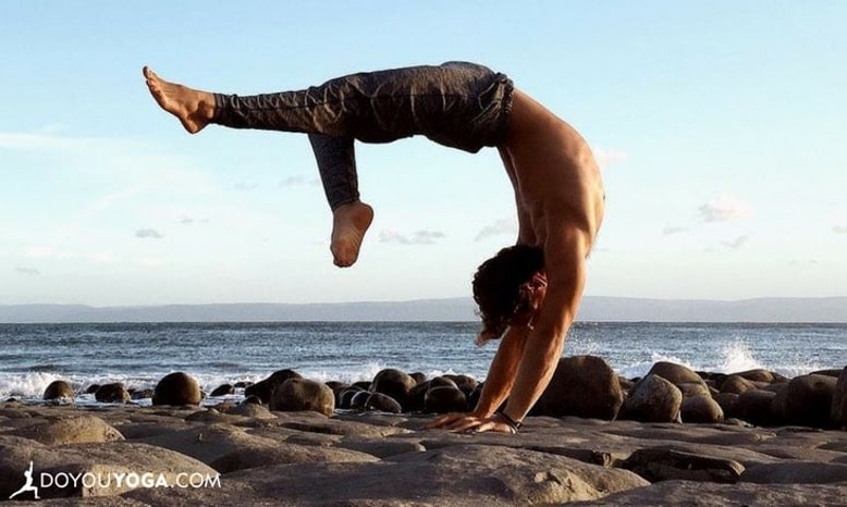 How to Incorporate Strength Training Into Your Yoga Practice