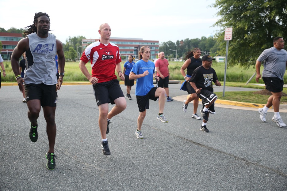 Running in groups with other people