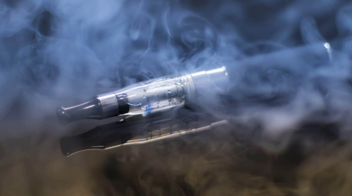 teens and vaping with covid-19